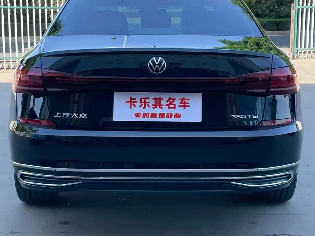 Volkswagen Passat 2025 Outstanding 380TSI Dragon Soaring Edition фото 3