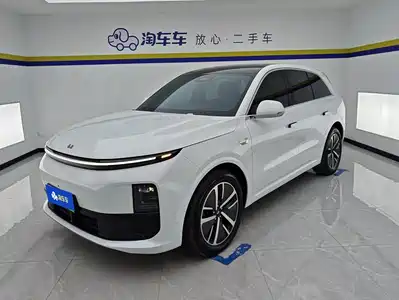 Li Auto L6