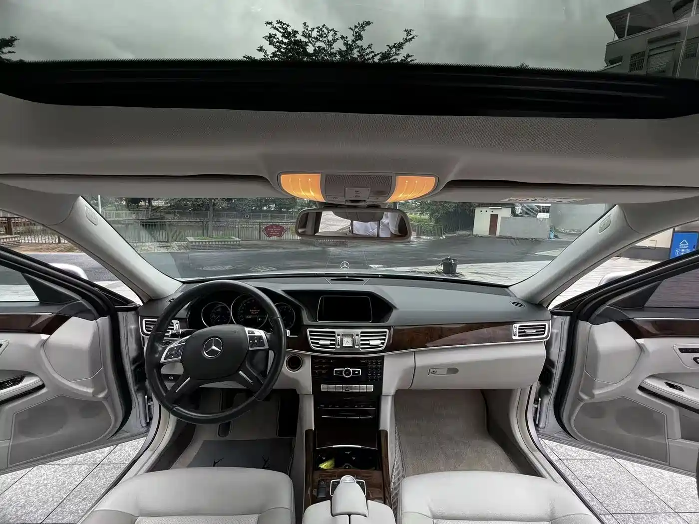 Mercedes-Benz E-Class 2014 E 260 L Luxury Class фото 9