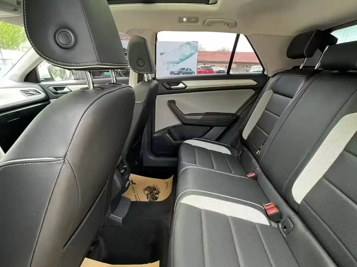 Volkswagen T-ROC 2024 280TSI DSG 2WD Time Edition фото 7
