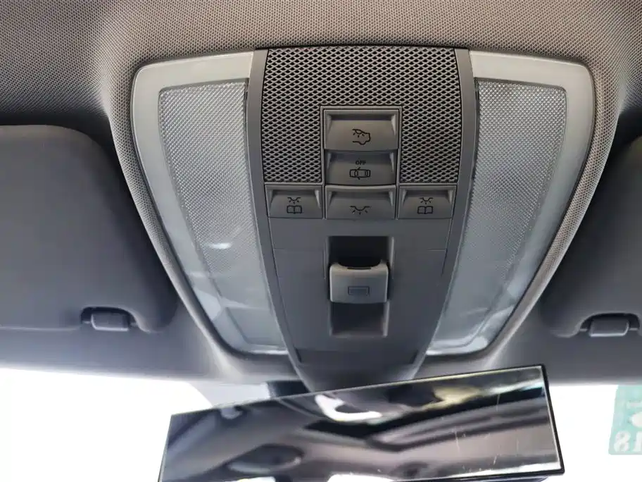 Mercedes-Benz C-Class 2011 C 180K Classic фото 22