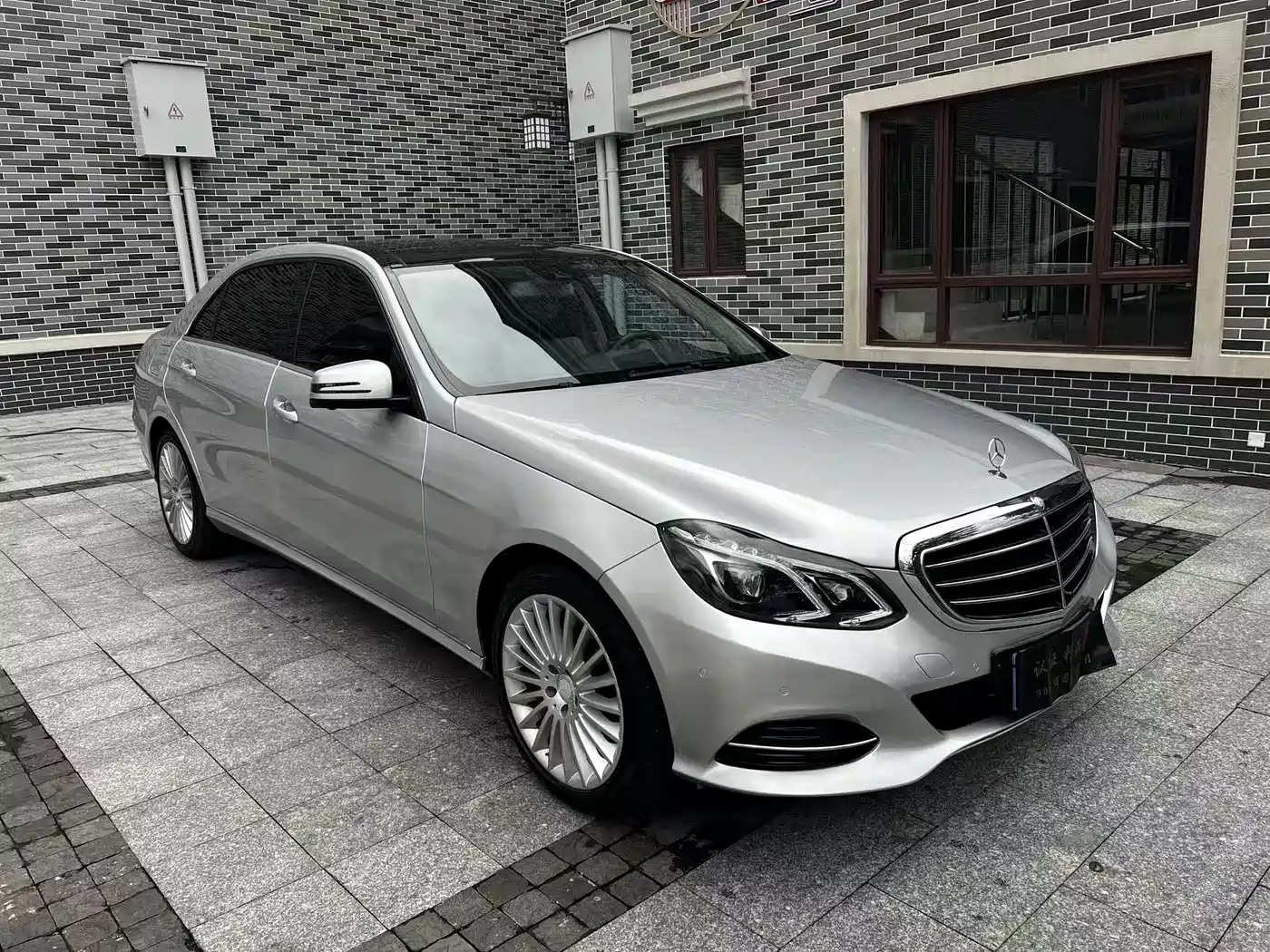 Mercedes-Benz E-Class 2014 E 260 L Luxury Class фото 3