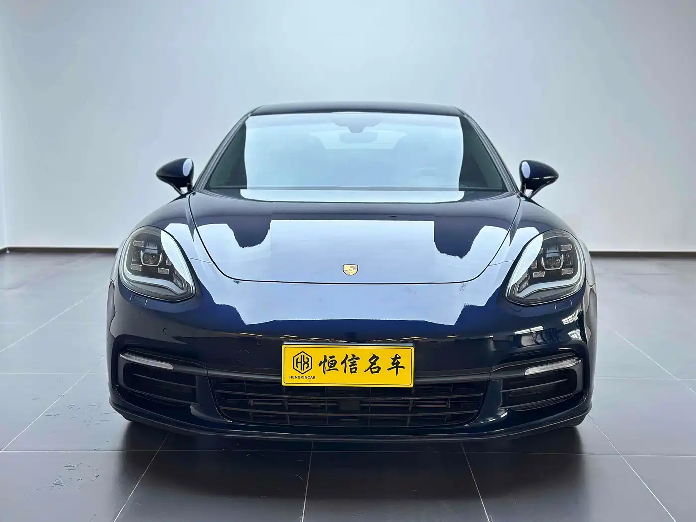 Porsche Panamera 2017 Panamera 3.0T фото 2