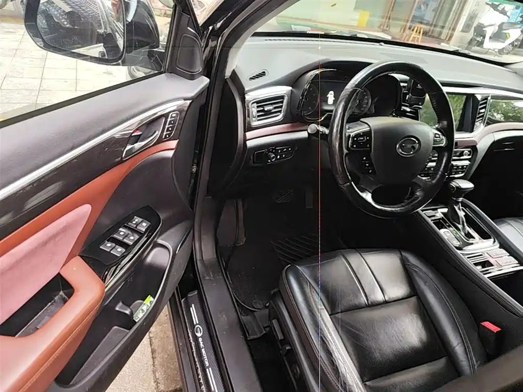 GAC Trumpchi Trumpchi GS8 2017 320T 2WD Luxury Smart Connect (7-seater) фото 16