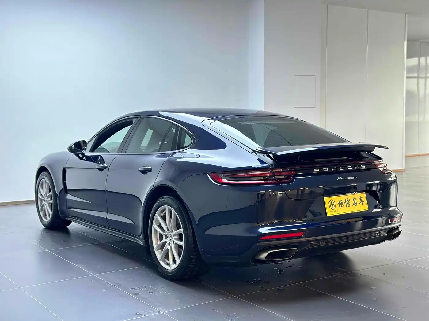 Porsche Panamera 2017 Panamera 3.0T фото 5