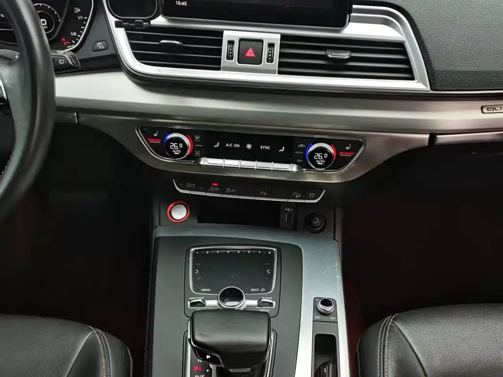 Audi Q5L 2018 40 TFSI Prestige Fashion (China V) фото 18