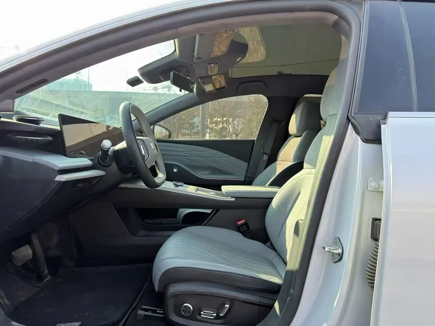 GEELY GALAXY GALAXY E8