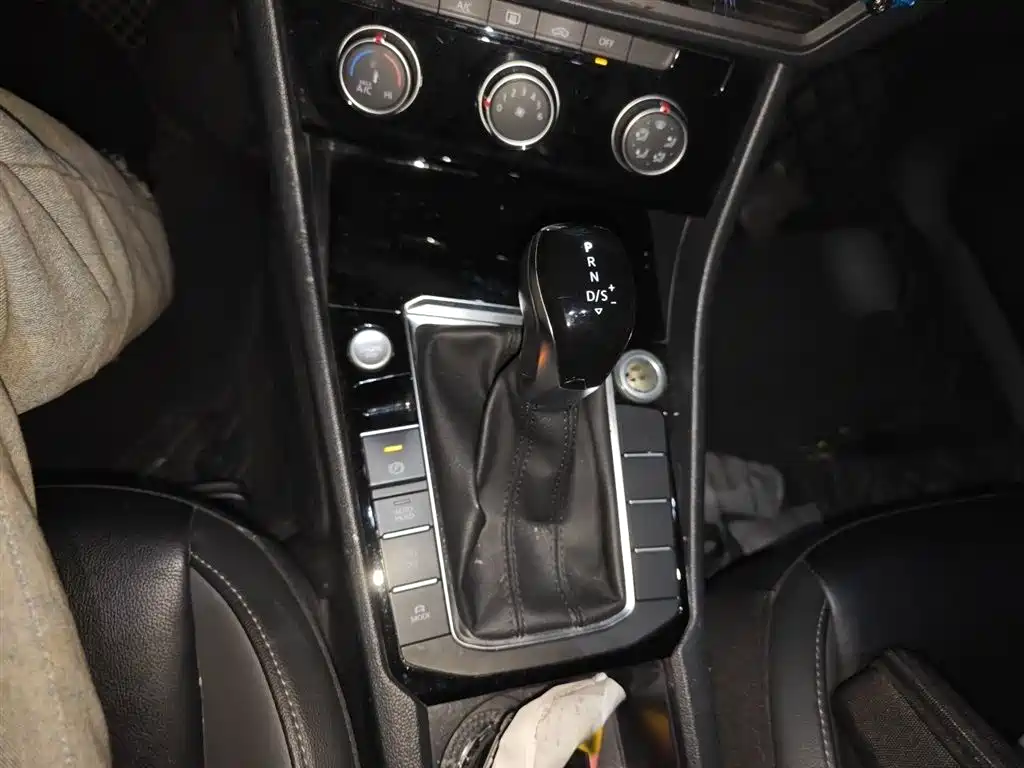 Volkswagen Sagitar 2019 280TSI DSG Comfort Edition China VI фото 7
