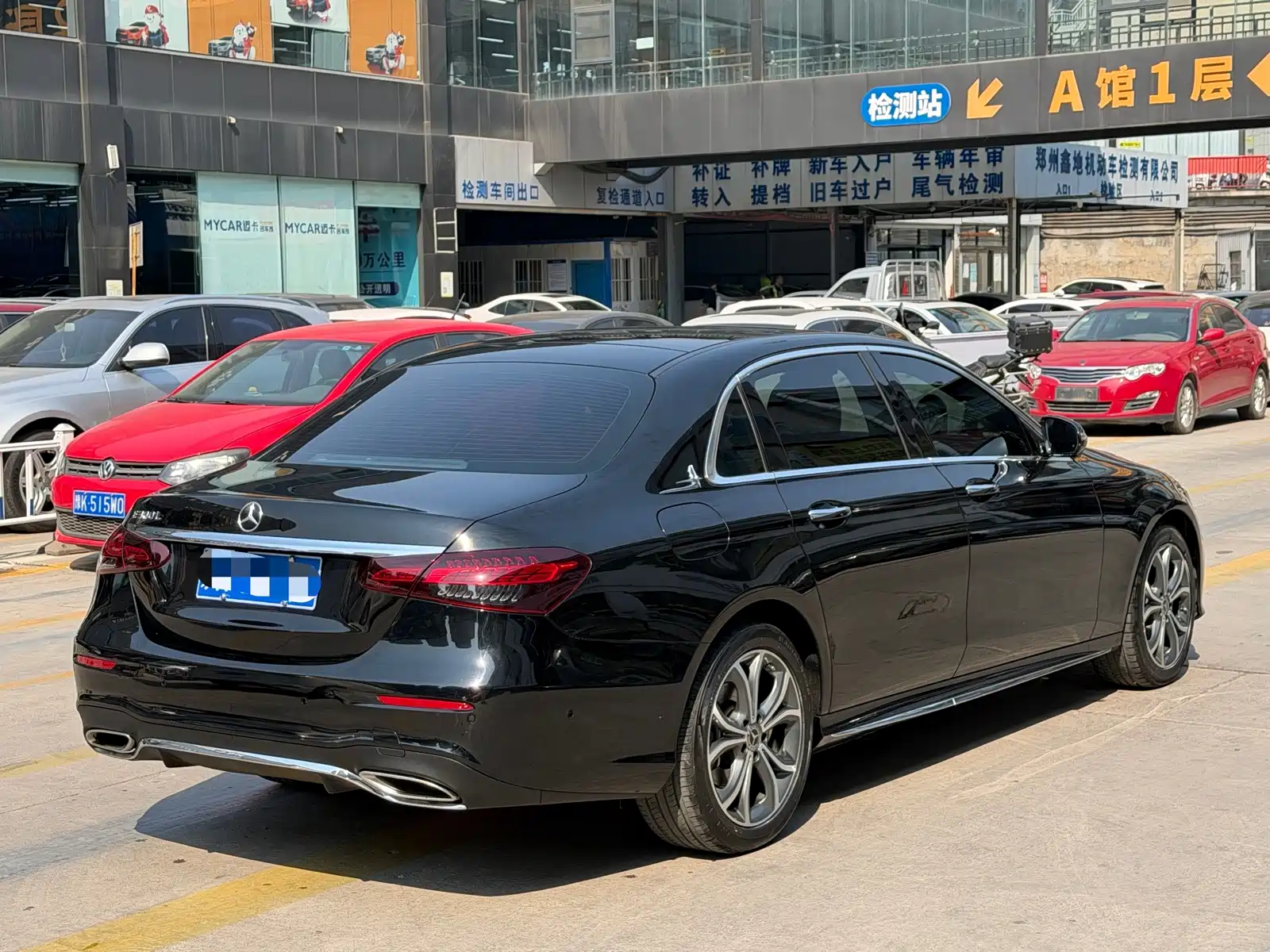 Фото 6 - Mercedes-Benz E-Class