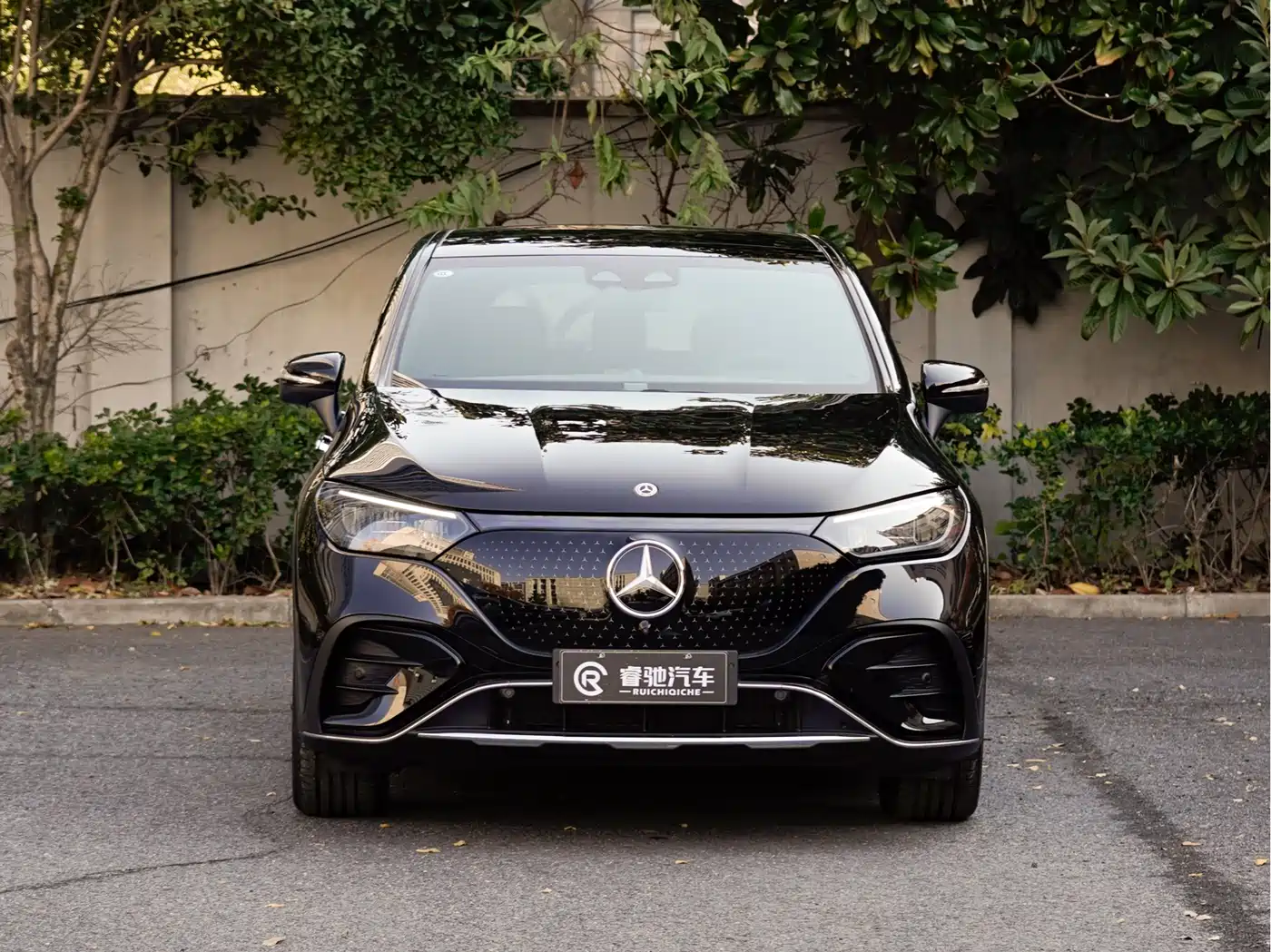 MERCEDES-BENZ EQE SUV