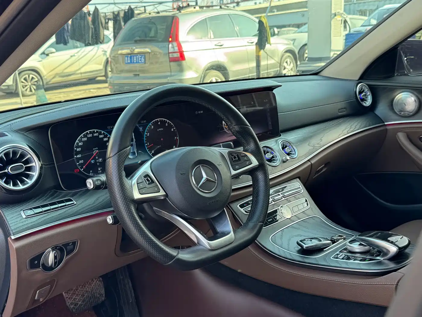 Mercedes-Benz E-Class 2018 Facelift E 300 L Luxury фото 10
