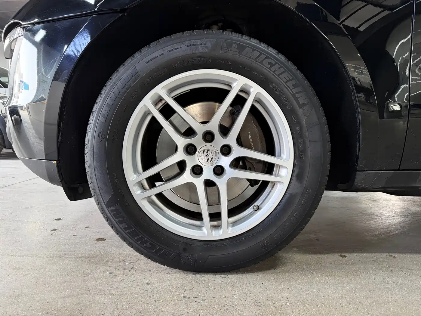 Porsche Macan 2017 Macan 2.0T фото 25