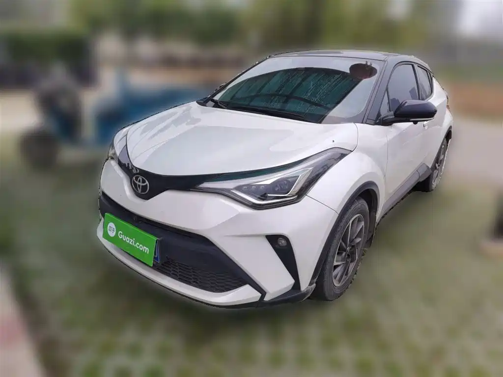 Toyota C-HR 2021 2.0L Luxury Edition фото 2