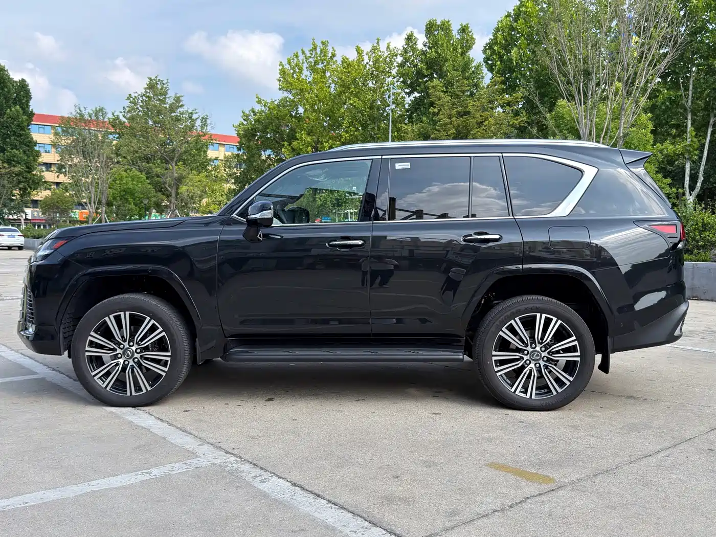 Lexus LX 2026 2025 700h Boundary Edition
