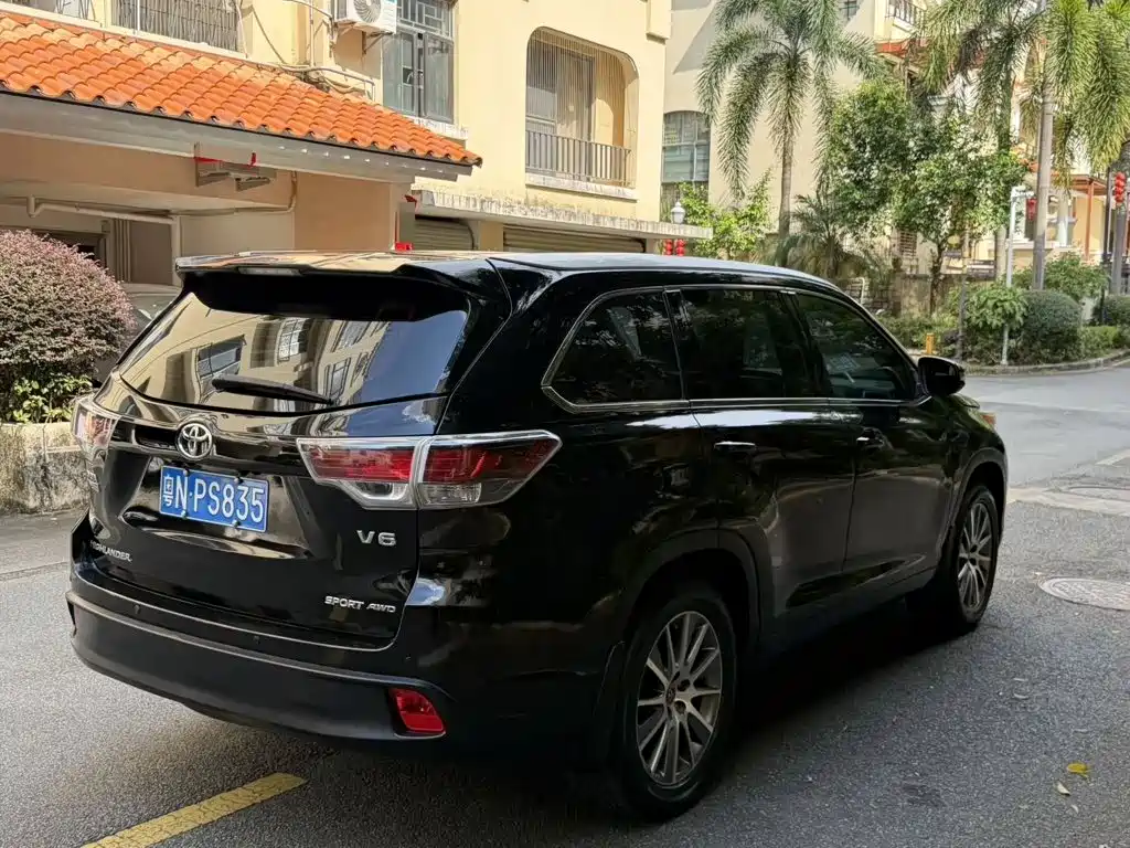 صورة 3 - Toyota Highlander