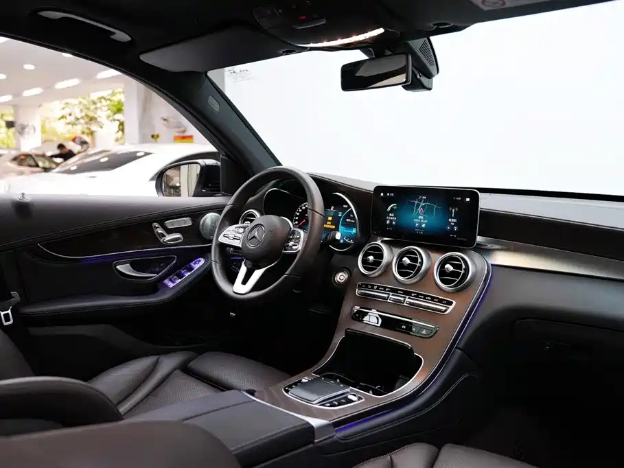 Mercedes-Benz GLC 2020 GLC 260 L 4MATIC Luxury фото 10
