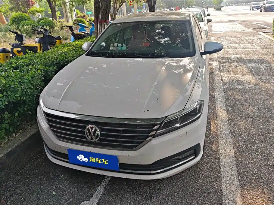 Volkswagen Lavida 2019 1.5L Automatic Comfort Edition China VI фото 2