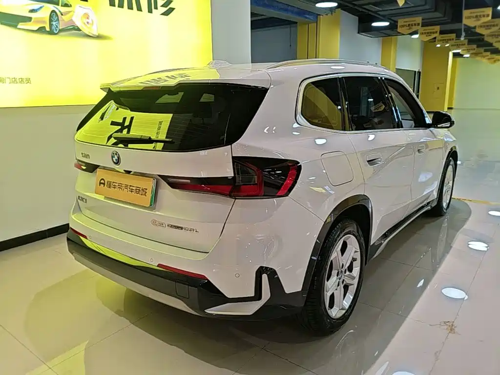 BMW iX1 2024 2023 eDrive25L X Design Package
