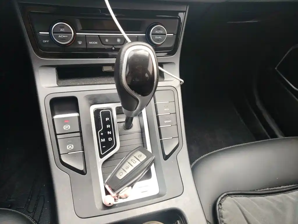 Geely Emgrand GL 2021 2021 UP 1.4T CVT Premium