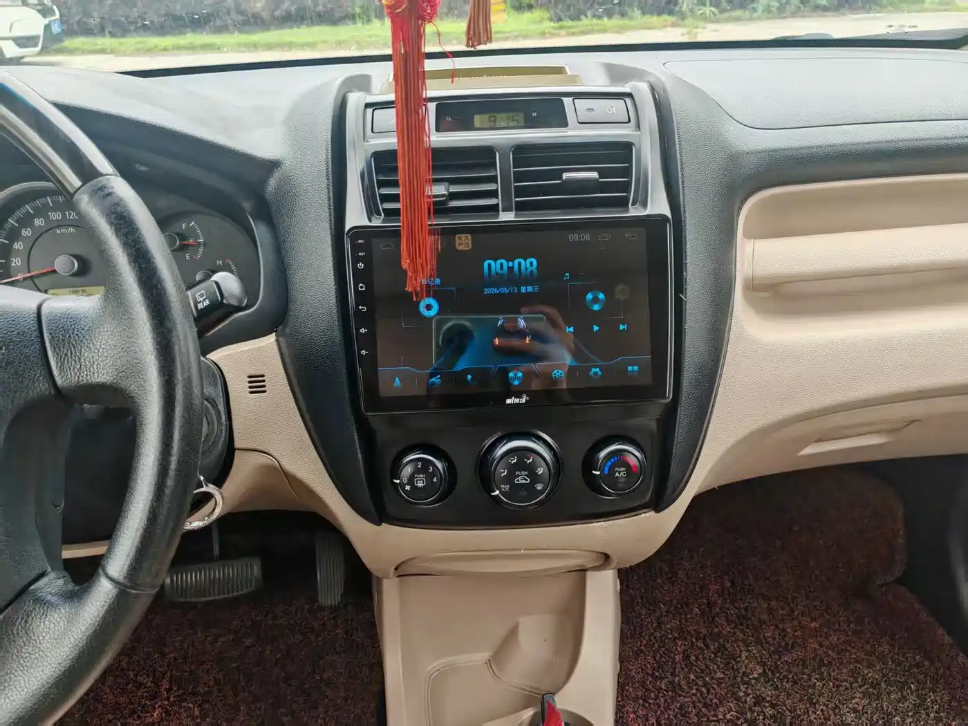 Kia Sportage 2013 2.0L Automatic 2WD GL фото 14