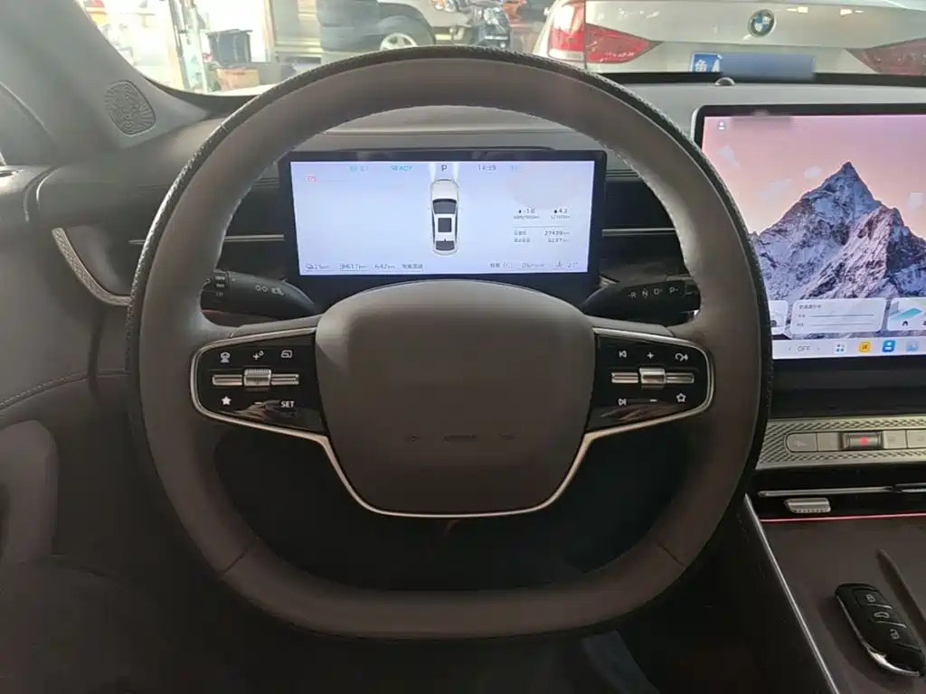 Roewe M7 DMH 2025 2025 1.5T 115km Mid-range