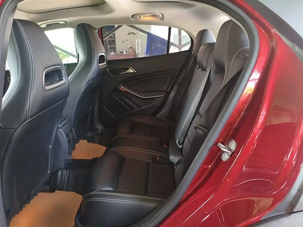 Mercedes-Benz GLA 2019 GLA 200 Fashion фото 15