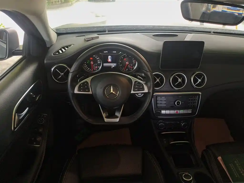 Mercedes-Benz GLA 2019 GLA 200 Fashion фото 3