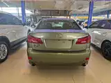Photo 9 - Lexus IS