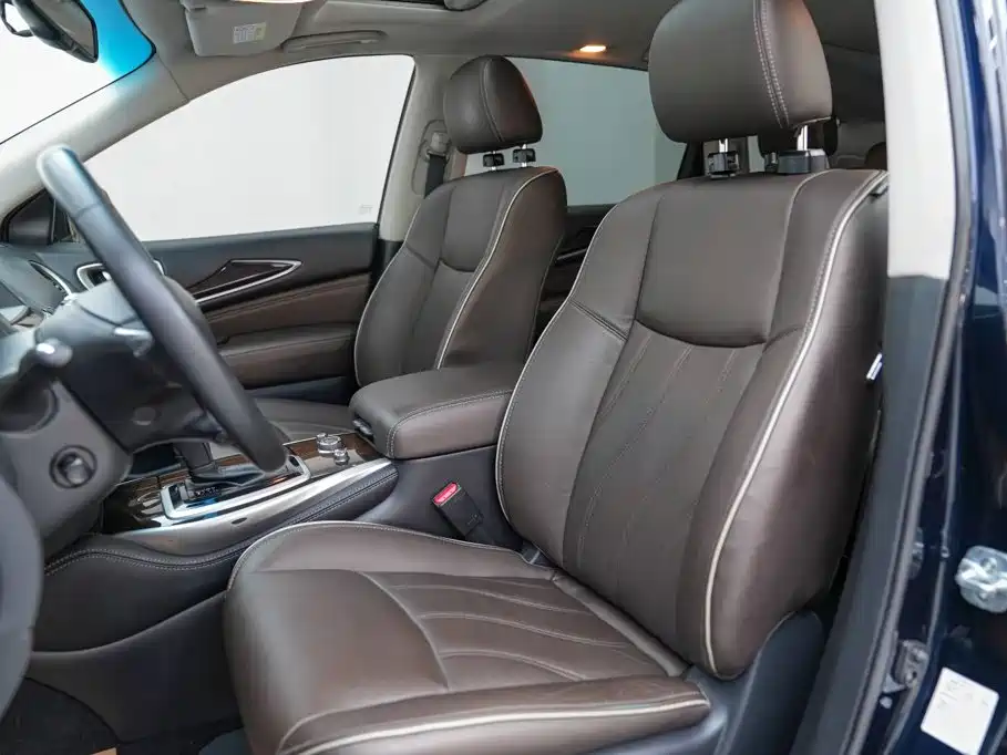 Photo 6 - Infiniti QX60 (Import)