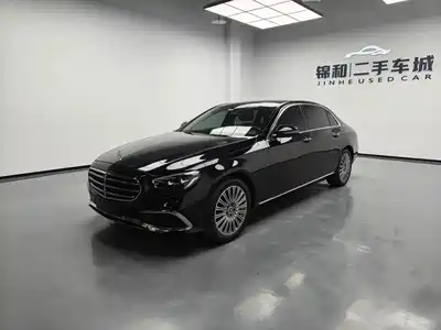 Mercedes-Benz E