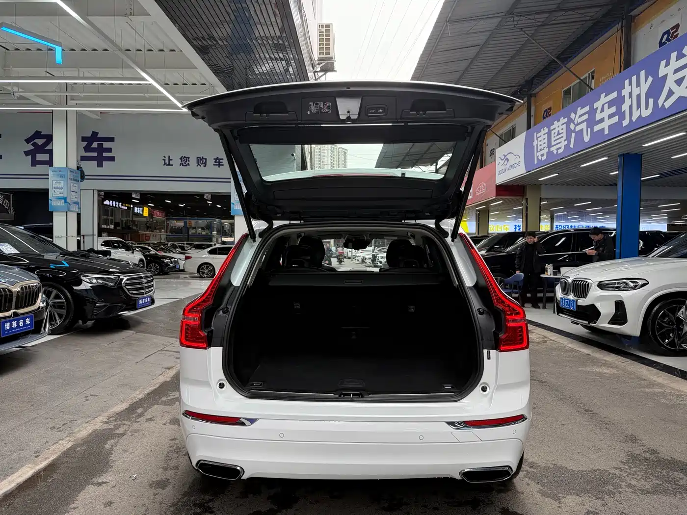 Фото 20 - Volvo XC60