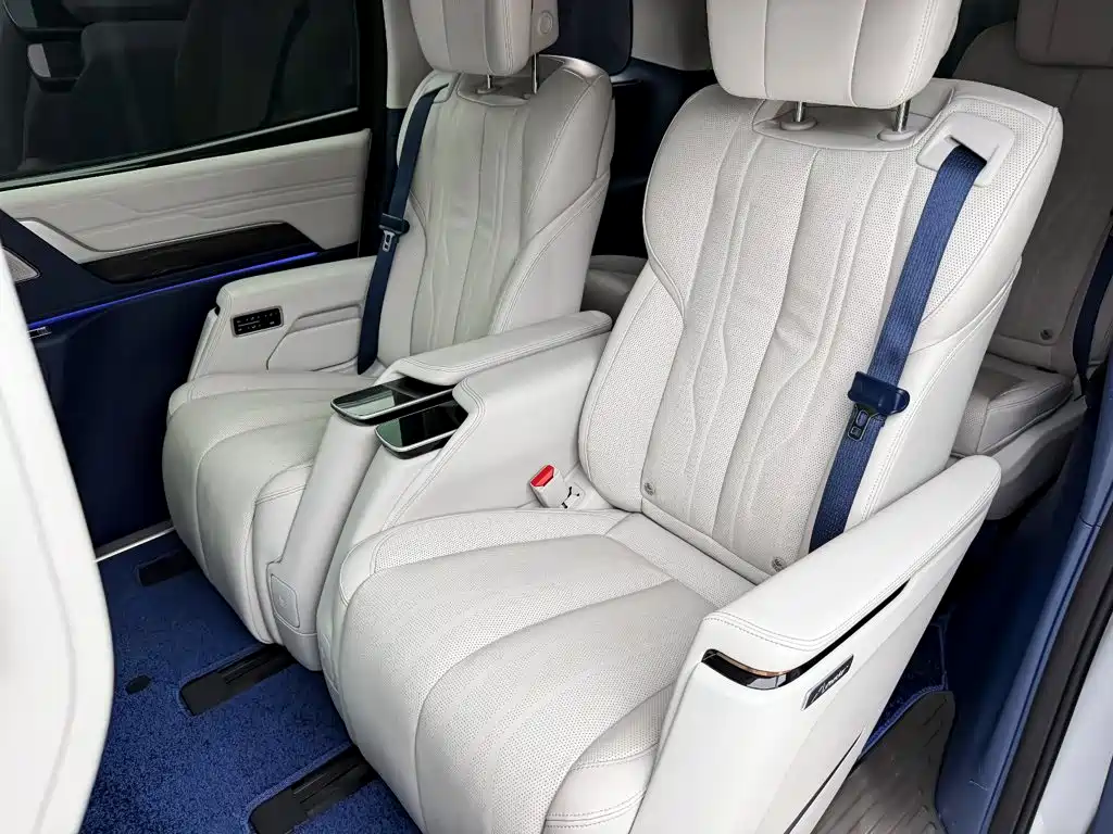 Buick Century 2024 2023 2.0T 6-Seat World Edition