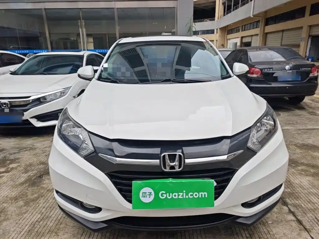 Photo 3 - Honda Vezel