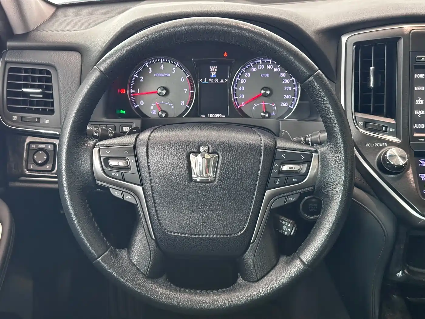 Toyota Crown 2019 2018 2.0T Fashion Edition