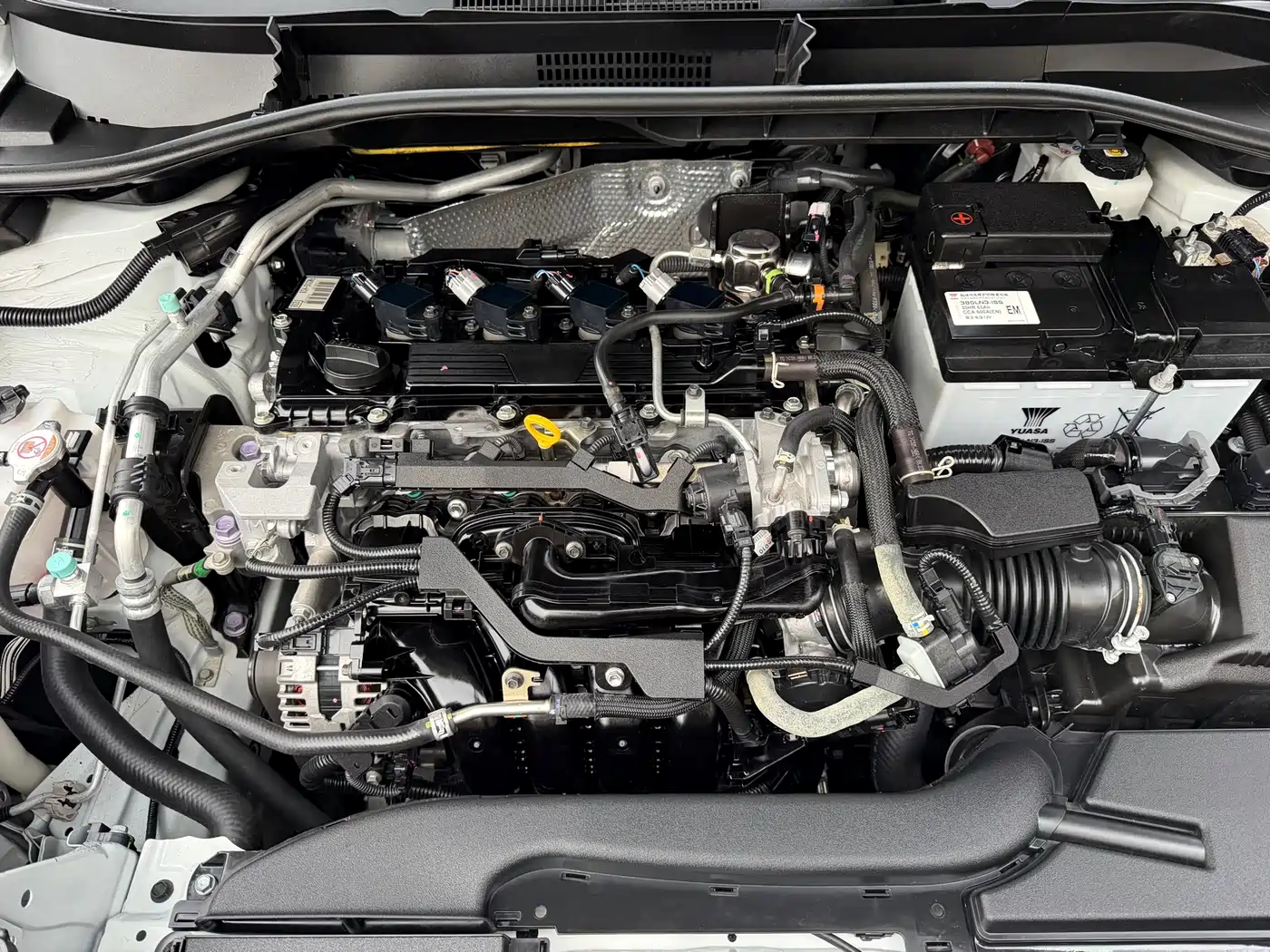 Toyota Frontlander 2022 2.0L CVT Luxury PLUS Edition фото 14