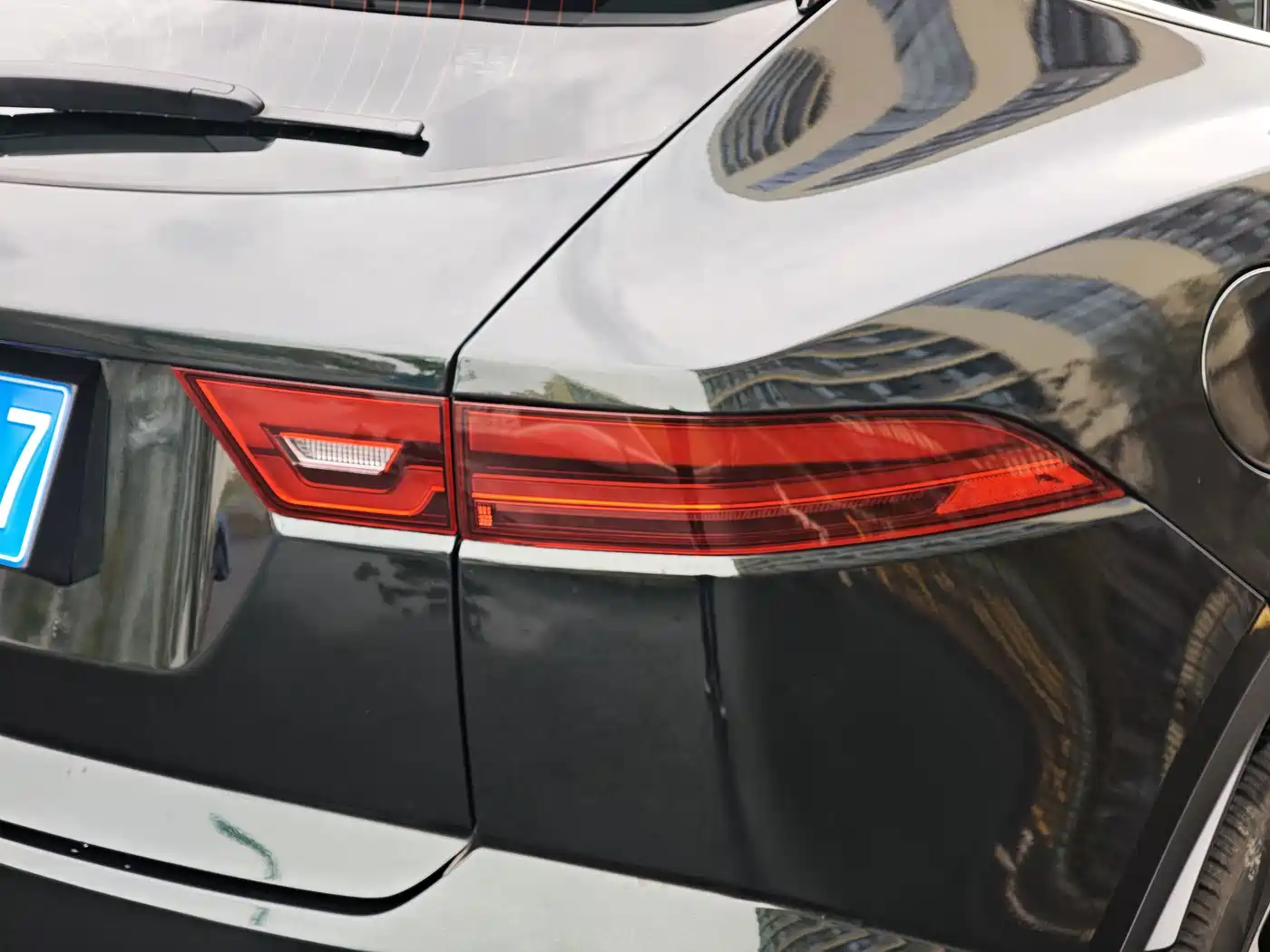 Jaguar E-PACE 2023 2024 Progressive Sport Edition R-DYNAMIC S
