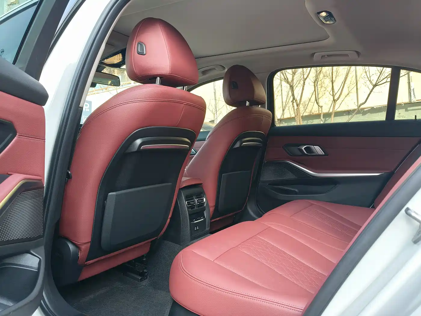 BMW 3 Series 2022 320Li M Sport Package фото 7