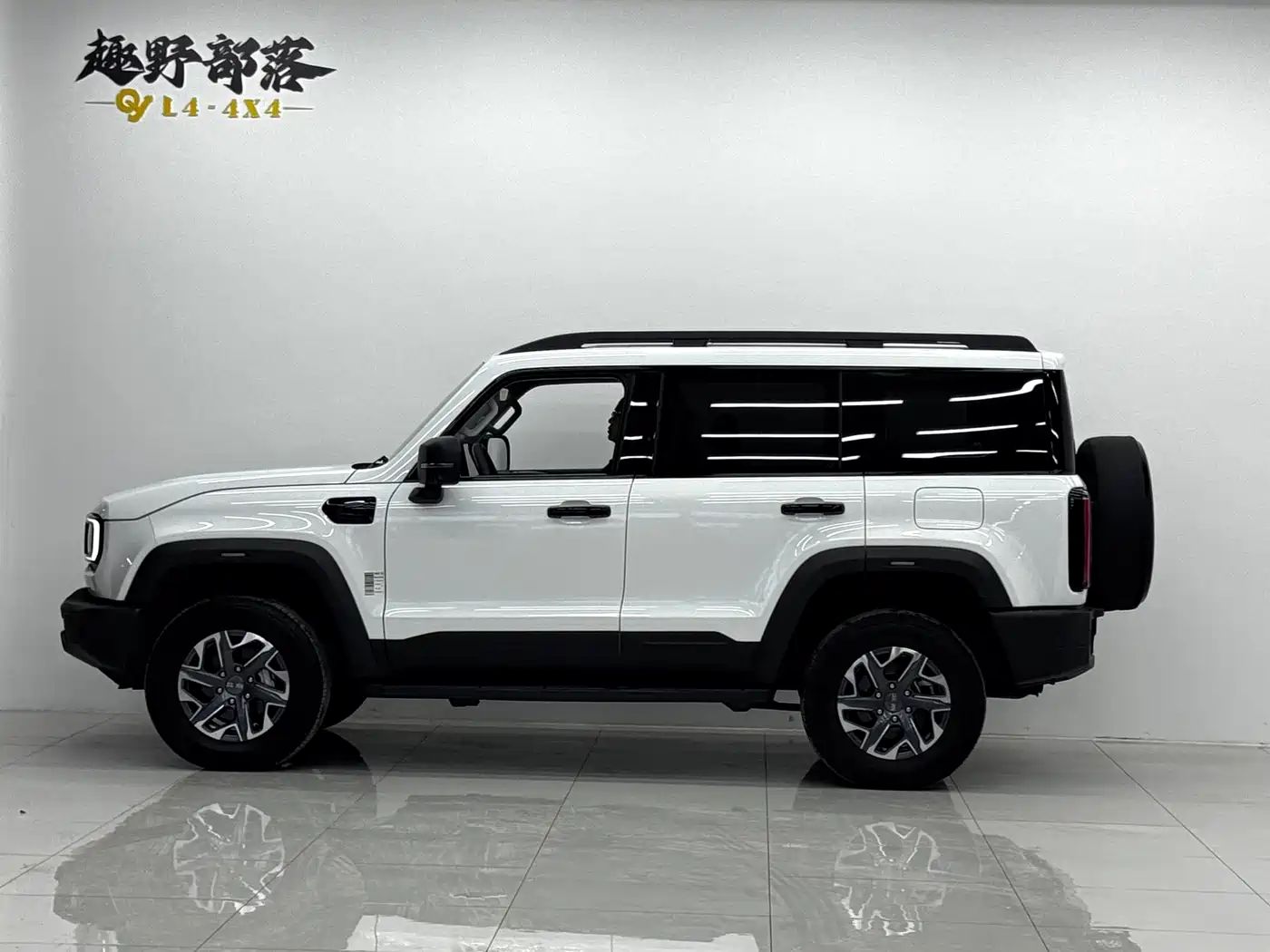 BAIC ORV Beijing Offroad BJ40 2026 2026 2.0T Mega Screen Standard Edition