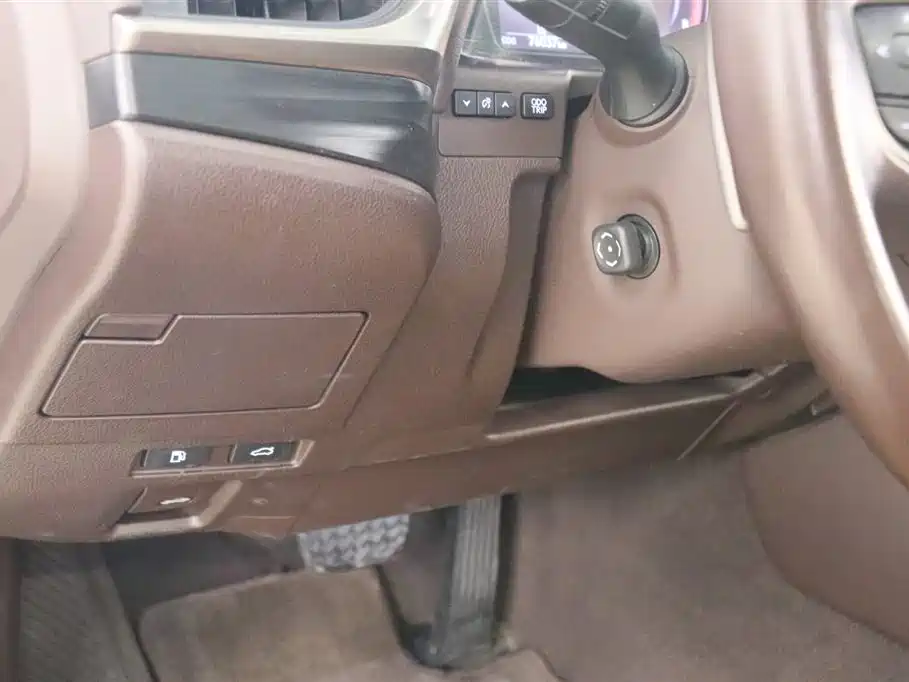 Lexus ES 2018 200 Excellence Edition China V фото 14