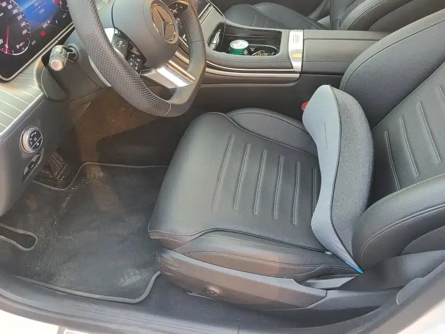 Фото 8 - Mercedes-Benz C-Class