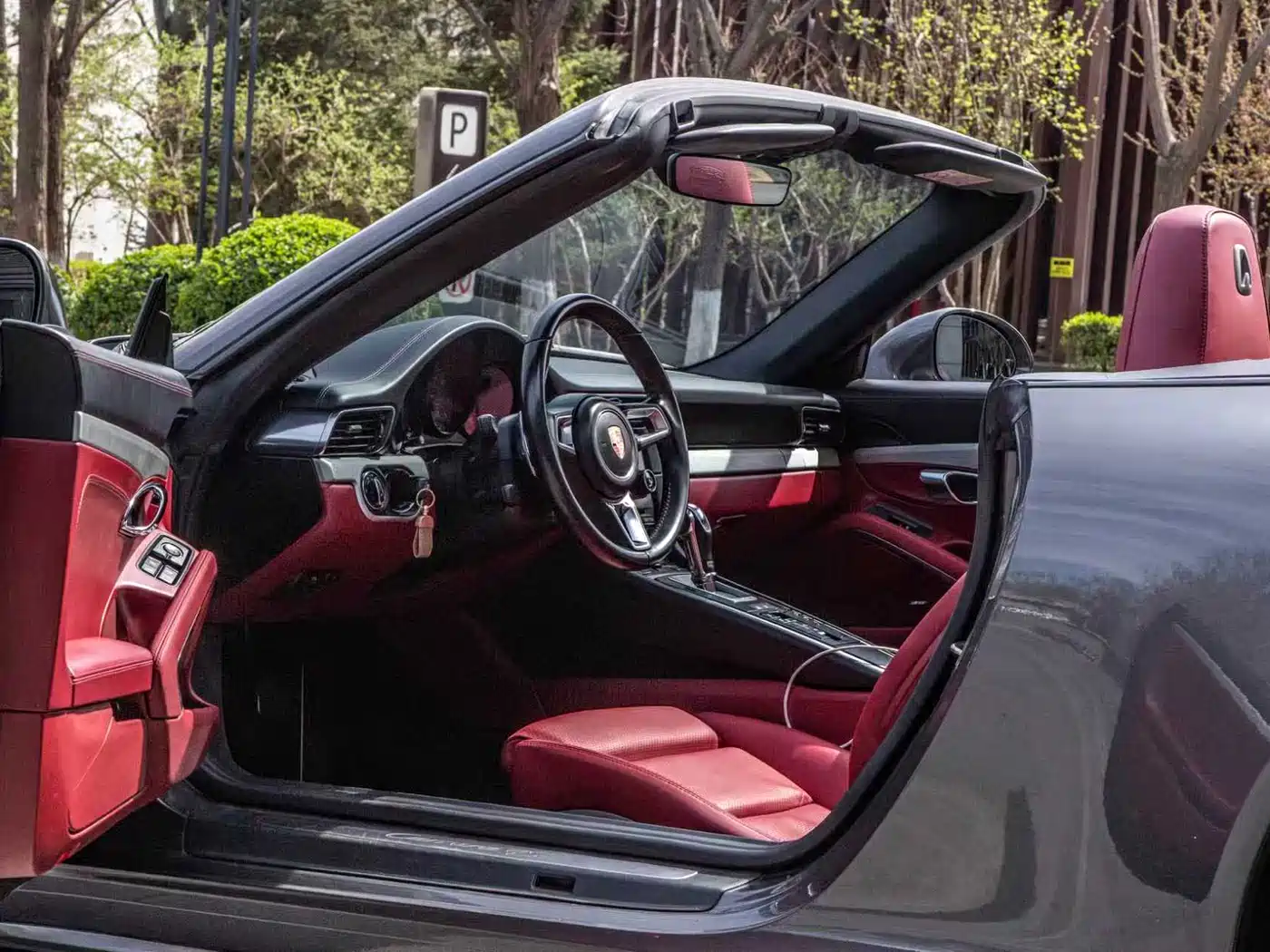 Porsche 911 2016 Carrera 4S Cabriolet 3.0T фото 6