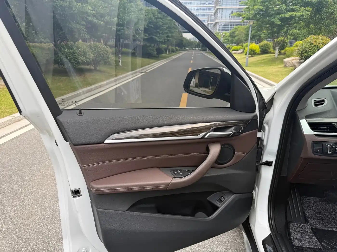 BMW X1 2020 sDrive20Li Premium Edition фото 9