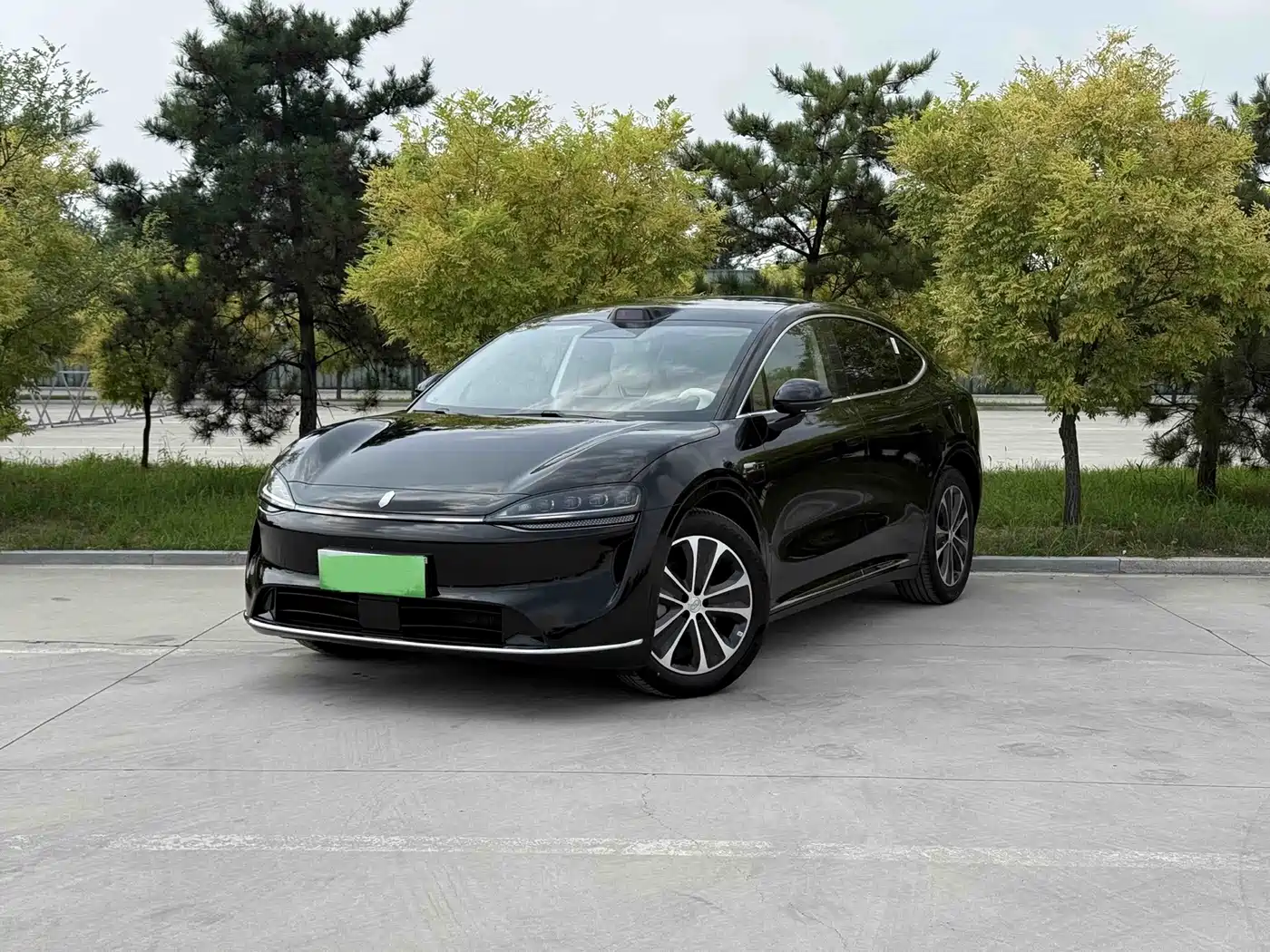 2026 Zhijie Luxeed R7