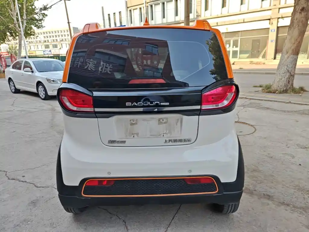 Фото 6 - Baojun E100