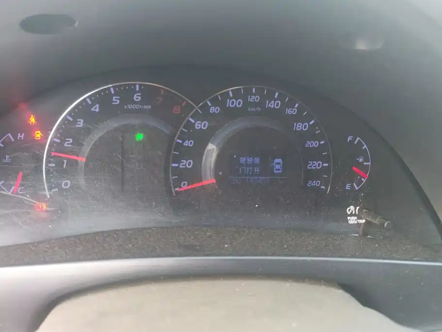 Toyota Camry 2015 2013 200G Classic Luxury Edition