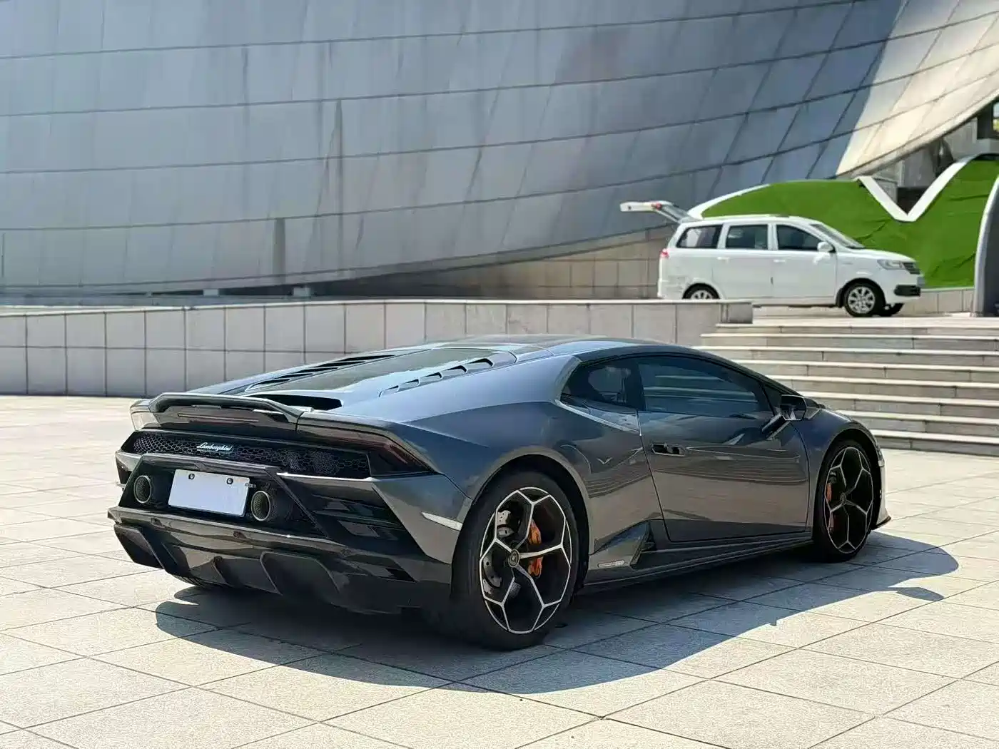 LAMBORGHINI HURACÁN