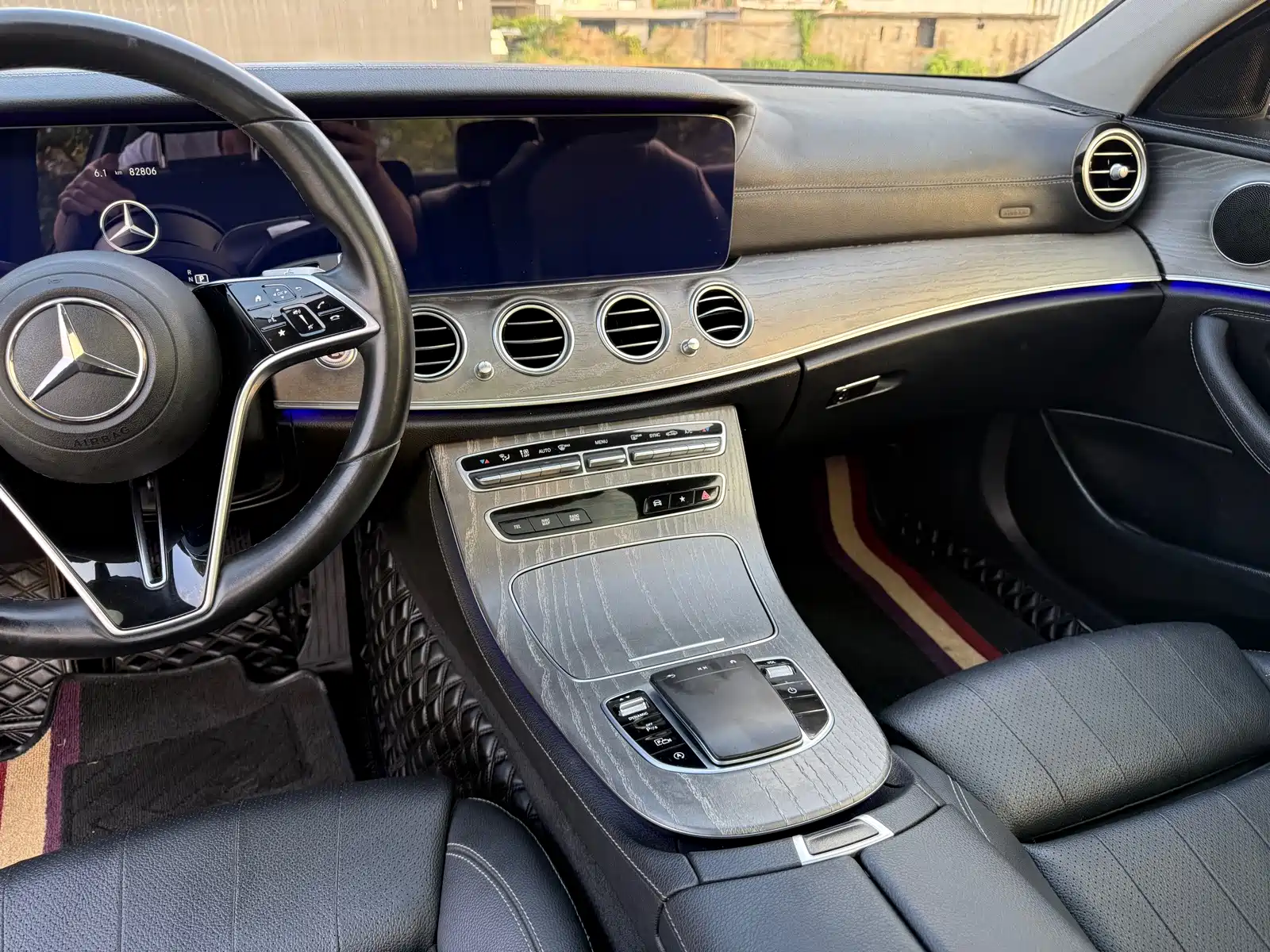 Фото 11 - Mercedes-Benz E-Class