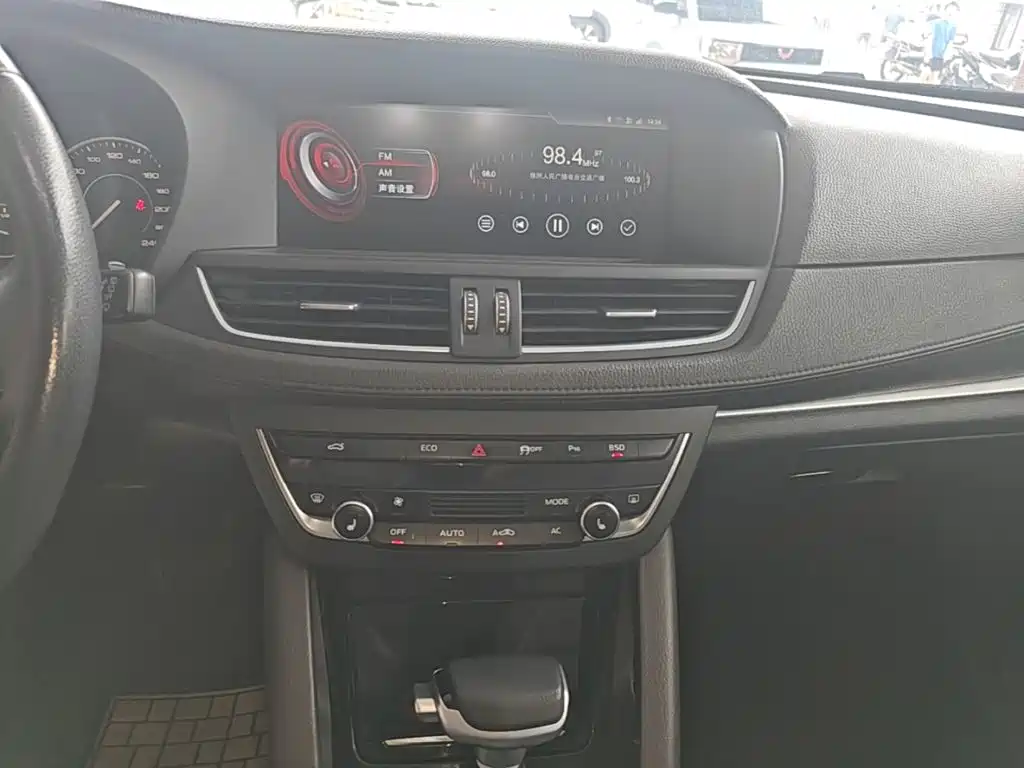 Borgward BX7 2019 2018 28T 2WD Premium 5-Seater China VI