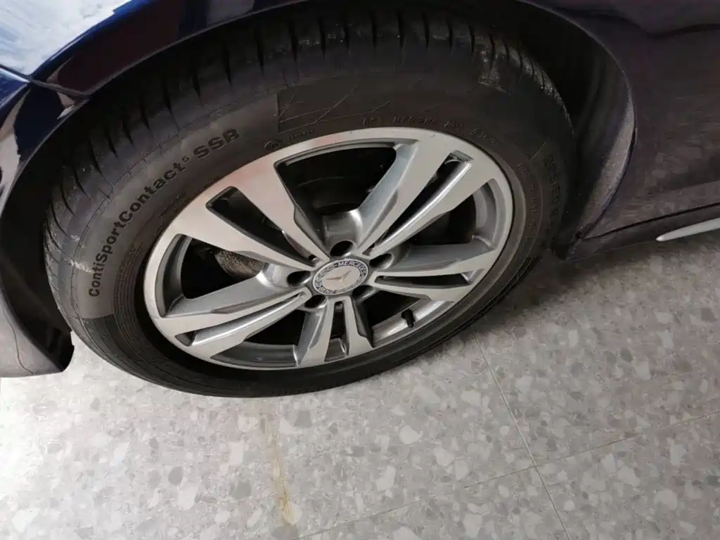 Фото 23 - Mercedes-Benz C-Class