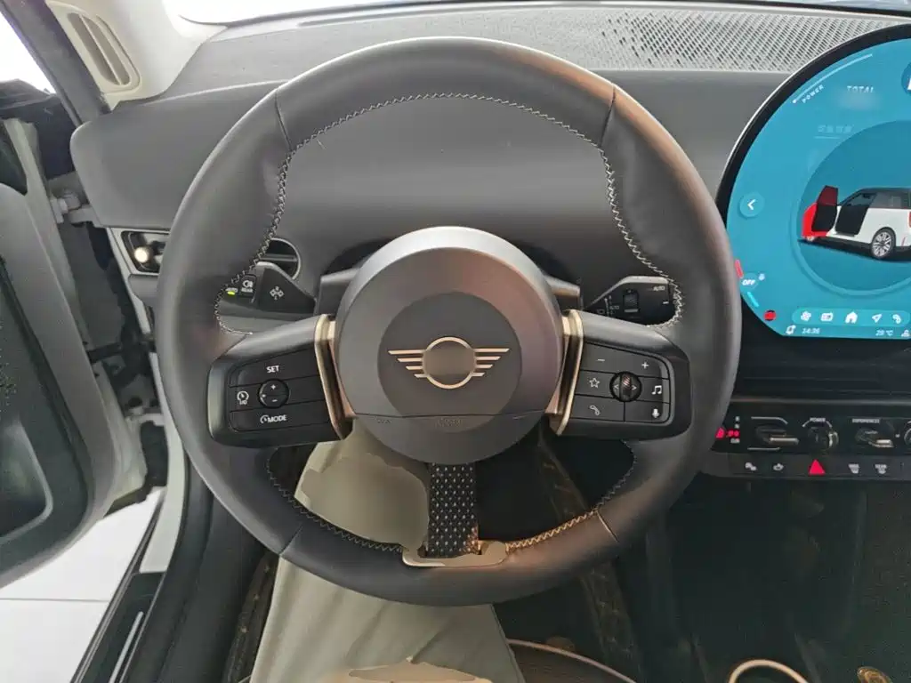 MINI Electric MINI COOPER 2025 2025 Model 456km COOPER E Classic